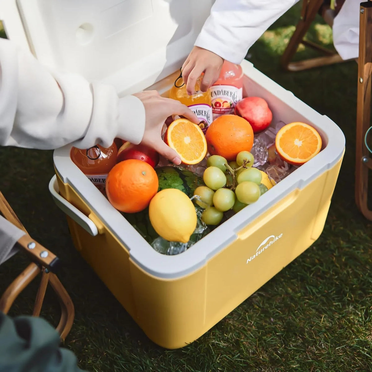 Naturehike Portable Insulated Cooler Box For Outdoor Picnics